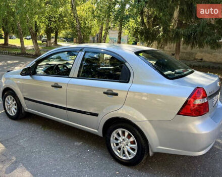 Серый Шевроле Авео, объемом двигателя 1.6 л и пробегом 141 тыс. км за 5000 $, фото 2 на Automoto.ua