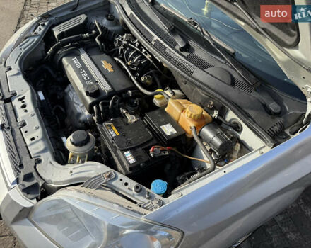 Серый Шевроле Авео, объемом двигателя 1.6 л и пробегом 182 тыс. км за 3600 $, фото 11 на Automoto.ua