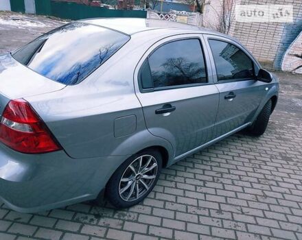 Сірий Шевроле Авео, об'ємом двигуна 1.5 л та пробігом 169 тис. км за 4300 $, фото 1 на Automoto.ua