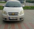 Сірий Шевроле Авео, об'ємом двигуна 1.6 л та пробігом 244 тис. км за 3400 $, фото 1 на Automoto.ua