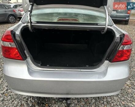 Серый Шевроле Авео, объемом двигателя 1.6 л и пробегом 308 тыс. км за 3700 $, фото 6 на Automoto.ua