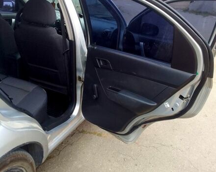 Серый Шевроле Авео, объемом двигателя 1.5 л и пробегом 370 тыс. км за 3600 $, фото 4 на Automoto.ua