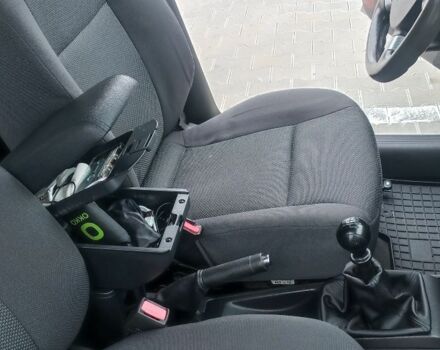 Серый Шевроле Авео, объемом двигателя 1.5 л и пробегом 244 тыс. км за 4600 $, фото 6 на Automoto.ua