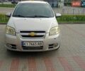 Серый Шевроле Авео, объемом двигателя 1.6 л и пробегом 244 тыс. км за 3500 $, фото 1 на Automoto.ua