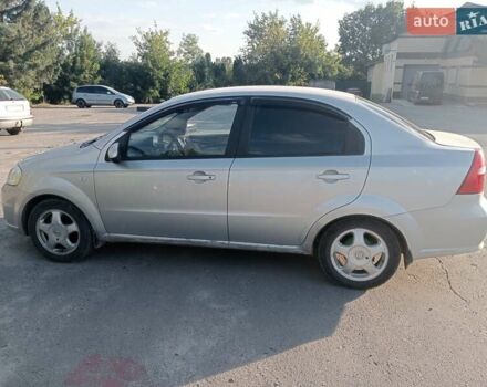 Сірий Шевроле Авео, об'ємом двигуна 1.6 л та пробігом 250 тис. км за 4000 $, фото 4 на Automoto.ua