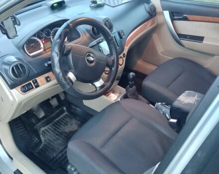 Серый Шевроле Авео, объемом двигателя 1.6 л и пробегом 220 тыс. км за 4100 $, фото 7 на Automoto.ua