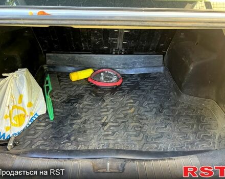 Сірий Шевроле Авео, об'ємом двигуна 1.6 л та пробігом 266 тис. км за 3200 $, фото 8 на Automoto.ua