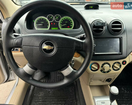 Серый Шевроле Авео, объемом двигателя 1.6 л и пробегом 175 тыс. км за 4350 $, фото 26 на Automoto.ua