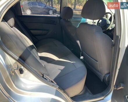 Шевроле Авео 2008 в Кропивницком (Кировограде) на Automoto.ua Серый Шевроле Авео, объемом двигателя 1.5 л и пробегом 275 тыс. км за 3800 $, фото 3 на Automoto.ua