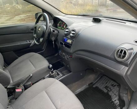 Серый Шевроле Авео, объемом двигателя 1.5 л и пробегом 300 тыс. км за 2750 $, фото 17 на Automoto.ua