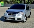 Серый Шевроле Авео, объемом двигателя 1.5 л и пробегом 158 тыс. км за 3800 $, фото 1 на Automoto.ua
