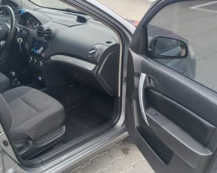 Серый Шевроле Авео, объемом двигателя 1.5 л и пробегом 244 тыс. км за 4600 $, фото 9 на Automoto.ua