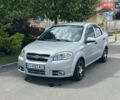 Серый Шевроле Авео, объемом двигателя 1.5 л и пробегом 195 тыс. км за 4200 $, фото 1 на Automoto.ua