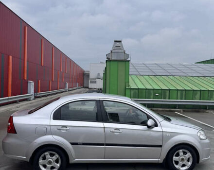 Сірий Шевроле Авео, об'ємом двигуна 1.6 л та пробігом 268 тис. км за 4000 $, фото 2 на Automoto.ua