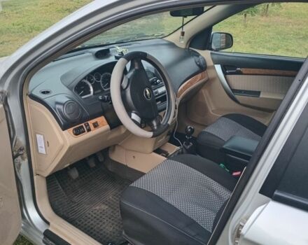 Серый Шевроле Авео, объемом двигателя 1.6 л и пробегом 262 тыс. км за 3600 $, фото 7 на Automoto.ua