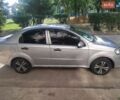 Серый Шевроле Авео, объемом двигателя 1.5 л и пробегом 301 тыс. км за 2300 $, фото 1 на Automoto.ua