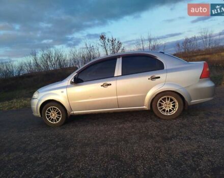 Серый Шевроле Авео, объемом двигателя 1.5 л и пробегом 240 тыс. км за 3400 $, фото 3 на Automoto.ua