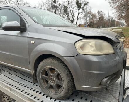 Серый Шевроле Авео, объемом двигателя 1.5 л и пробегом 100 тыс. км за 1350 $, фото 1 на Automoto.ua