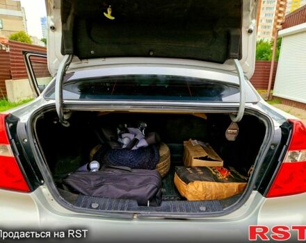 Сірий Шевроле Авео, об'ємом двигуна 1.6 л та пробігом 220 тис. км за 4200 $, фото 12 на Automoto.ua