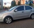 Серый Шевроле Авео, объемом двигателя 0 л и пробегом 198 тыс. км за 3750 $, фото 5 на Automoto.ua