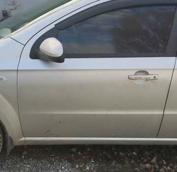 Сірий Шевроле Авео, об'ємом двигуна 1.6 л та пробігом 198 тис. км за 3500 $, фото 1 на Automoto.ua