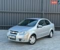 Серый Шевроле Авео, объемом двигателя 1.6 л и пробегом 177 тыс. км за 4650 $, фото 1 на Automoto.ua