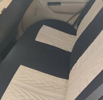 Сірий Шевроле Авео, об'ємом двигуна 1.6 л та пробігом 198 тис. км за 3500 $, фото 7 на Automoto.ua