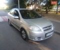 Серый Шевроле Авео, объемом двигателя 1.6 л и пробегом 240 тыс. км за 3300 $, фото 1 на Automoto.ua