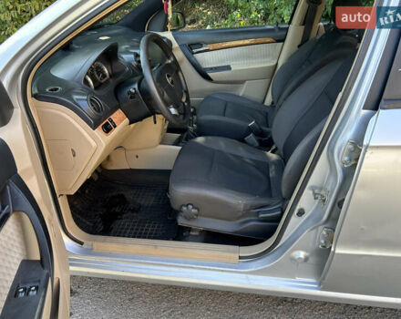 Серый Шевроле Авео, объемом двигателя 1.6 л и пробегом 260 тыс. км за 2499 $, фото 20 на Automoto.ua