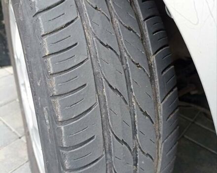 Серый Шевроле Авео, объемом двигателя 1.6 л и пробегом 304 тыс. км за 3900 $, фото 3 на Automoto.ua