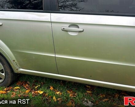 Серый Шевроле Авео, объемом двигателя 1.6 л и пробегом 171 тыс. км за 3500 $, фото 5 на Automoto.ua