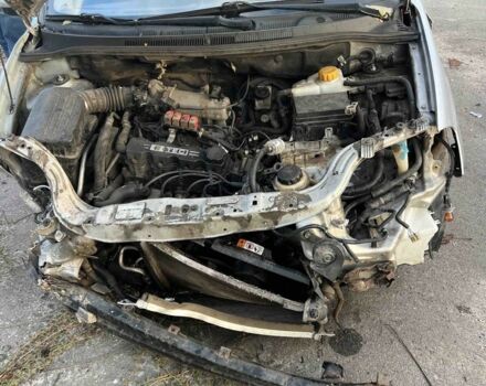 Серый Шевроле Авео, объемом двигателя 1.5 л и пробегом 205 тыс. км за 850 $, фото 5 на Automoto.ua