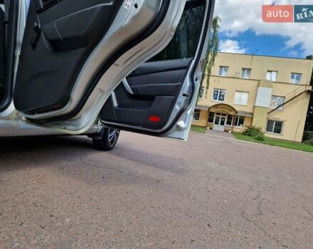 Сірий Шевроле Авео, об'ємом двигуна 1.5 л та пробігом 300 тис. км за 3800 $, фото 8 на Automoto.ua