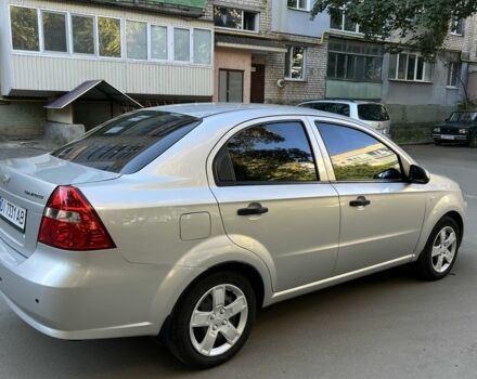 Сірий Шевроле Авео, об'ємом двигуна 1.5 л та пробігом 103 тис. км за 3300 $, фото 2 на Automoto.ua