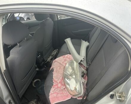Серый Шевроле Авео, объемом двигателя 1.4 л и пробегом 175 тыс. км за 1499 $, фото 5 на Automoto.ua