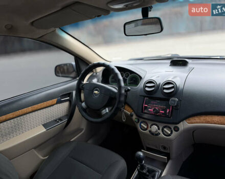 Серый Шевроле Авео, объемом двигателя 1.6 л и пробегом 240 тыс. км за 3200 $, фото 12 на Automoto.ua