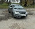 Серый Шевроле Авео, объемом двигателя 1.5 л и пробегом 195 тыс. км за 3500 $, фото 1 на Automoto.ua