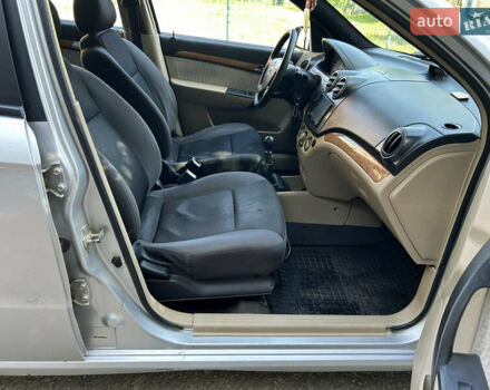 Серый Шевроле Авео, объемом двигателя 1.6 л и пробегом 260 тыс. км за 2499 $, фото 31 на Automoto.ua