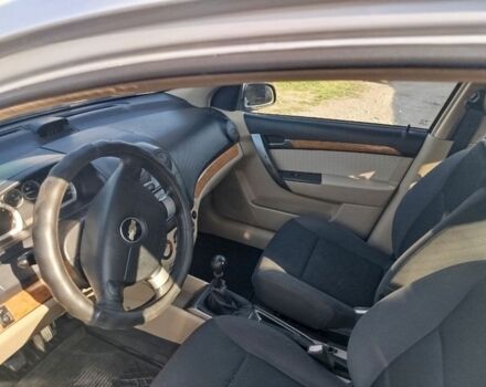 Сірий Шевроле Авео, об'ємом двигуна 0 л та пробігом 140 тис. км за 4200 $, фото 6 на Automoto.ua