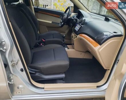 Серый Шевроле Авео, объемом двигателя 1.6 л и пробегом 86 тыс. км за 5000 $, фото 17 на Automoto.ua