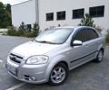 Серый Шевроле Авео, объемом двигателя 1.6 л и пробегом 304 тыс. км за 3900 $, фото 1 на Automoto.ua