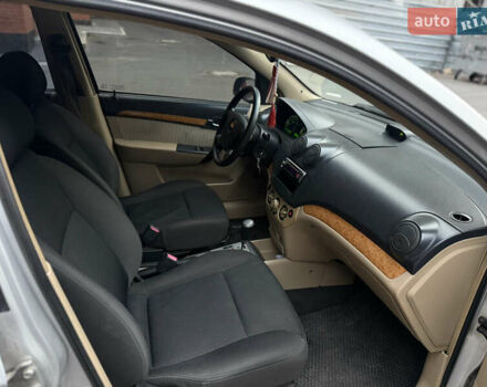 Серый Шевроле Авео, объемом двигателя 1.6 л и пробегом 198 тыс. км за 3700 $, фото 4 на Automoto.ua