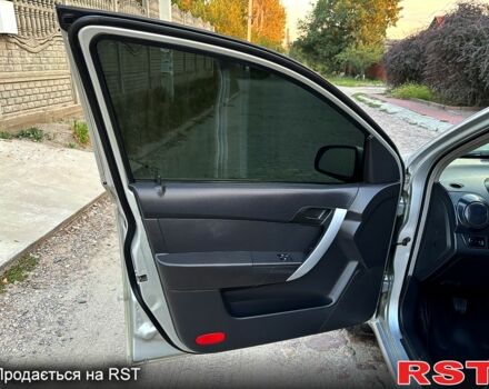 Серый Шевроле Авео, объемом двигателя 1.5 л и пробегом 165 тыс. км за 4900 $, фото 10 на Automoto.ua