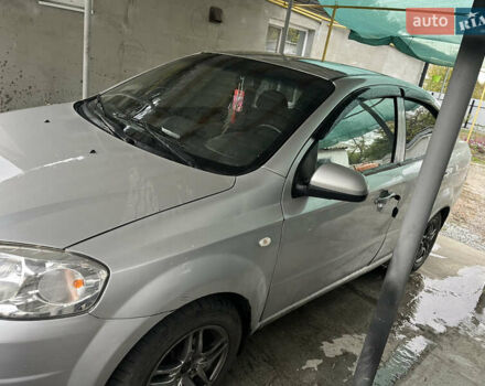 Серый Шевроле Авео, объемом двигателя 1.6 л и пробегом 192 тыс. км за 4000 $, фото 2 на Automoto.ua