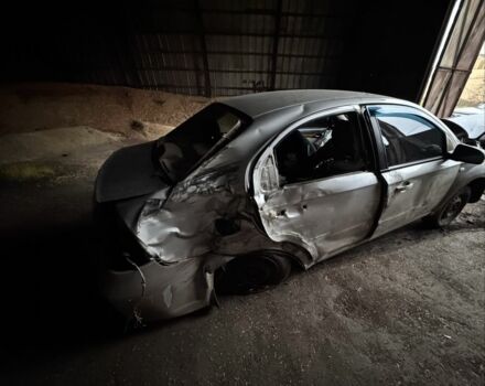 Серый Шевроле Авео, объемом двигателя 1.6 л и пробегом 300 тыс. км за 2000 $, фото 5 на Automoto.ua