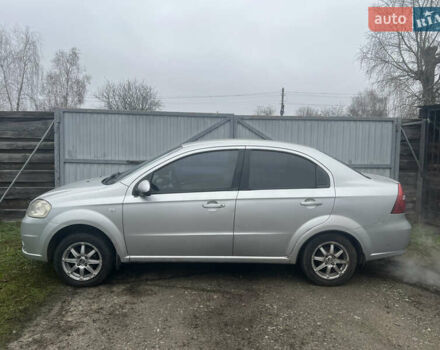 Серый Шевроле Авео, объемом двигателя 1.6 л и пробегом 270 тыс. км за 2999 $, фото 3 на Automoto.ua