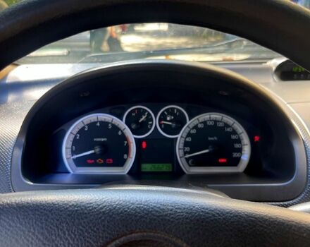 Сірий Шевроле Авео, об'ємом двигуна 1.6 л та пробігом 266 тис. км за 3200 $, фото 6 на Automoto.ua