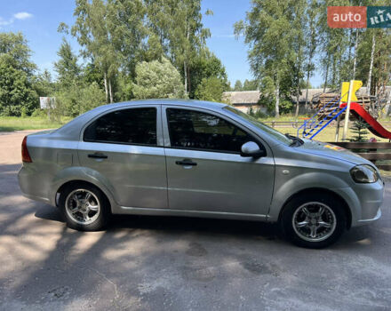 Сірий Шевроле Авео, об'ємом двигуна 1.5 л та пробігом 380 тис. км за 3200 $, фото 2 на Automoto.ua