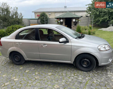 Сірий Шевроле Авео, об'ємом двигуна 1.6 л та пробігом 141 тис. км за 4900 $, фото 2 на Automoto.ua