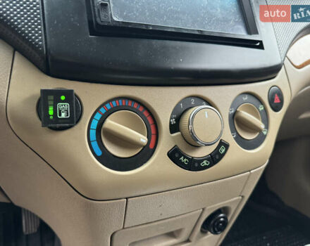 Серый Шевроле Авео, объемом двигателя 1.6 л и пробегом 175 тыс. км за 4350 $, фото 30 на Automoto.ua